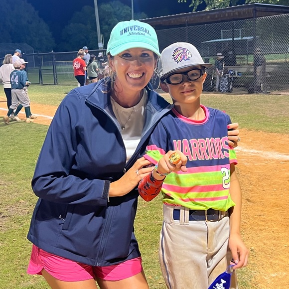 Meet your Posher, Stephanie - Picture 4 of 12